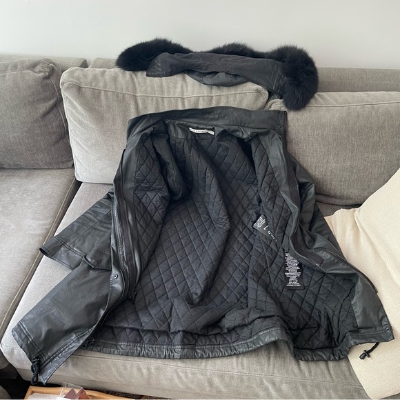 Alice + Olivia winter coat with real fox fur - Picture 7 of 13
